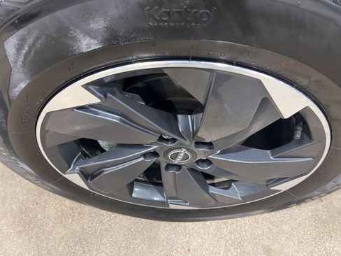 Certified 2024 Nissan Rogue SV image 46