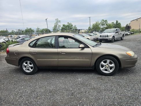 Used 2003 Ford Taurus SES FWD image 7