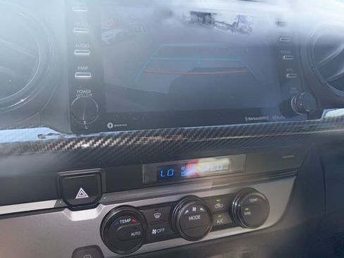 Used 2022 Toyota Tacoma SR5 image 28