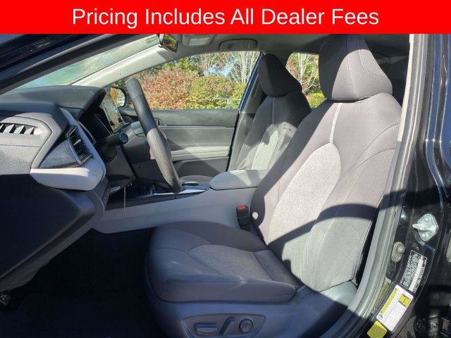Used 2021 Toyota Camry LE FWD image 20