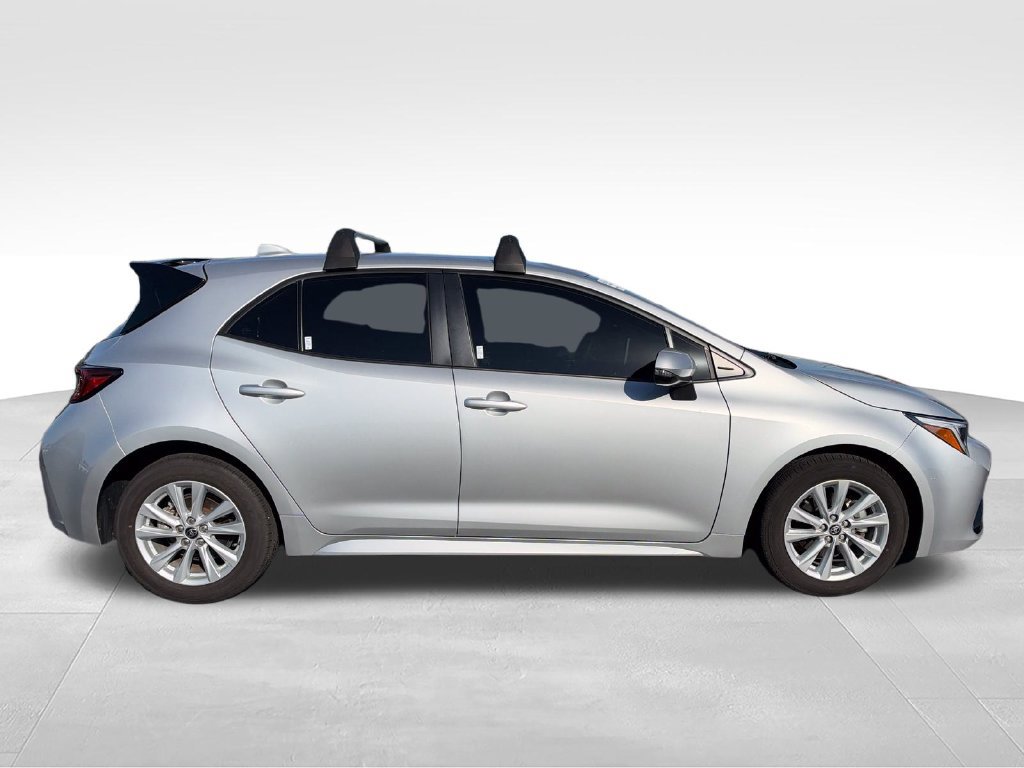 Used 2025 Toyota Corolla SE FWD image 6