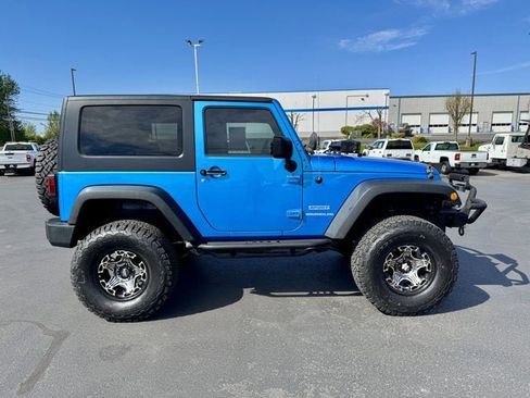 Used 2010 Jeep Wrangler Sport AWD/4WD image 4