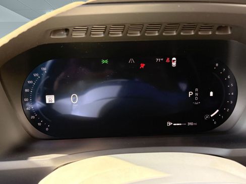 Certified 2026 Volvo XC90 B6 Ultra w/ Protection Package image 19