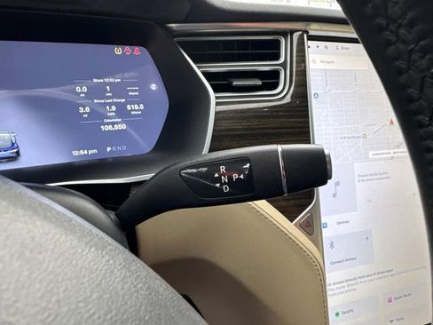 Used 2014 Tesla Model S Base image 19