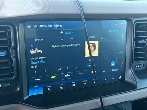 Used 2023 Ford Bronco Wildtrak AWD/4WD image 18
