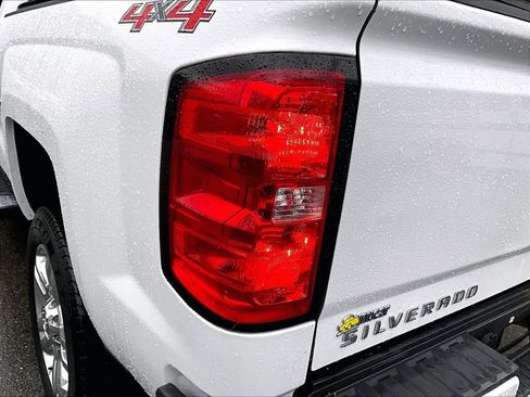 Used 2017 Chevrolet Silverado 2500 High Country w/ Snow Plow Prep Package image 34