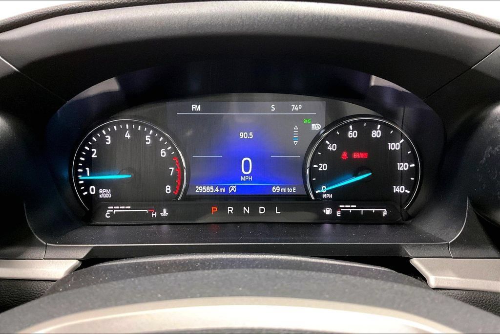 Used 2024 Ford Explorer XLT RWD image 26
