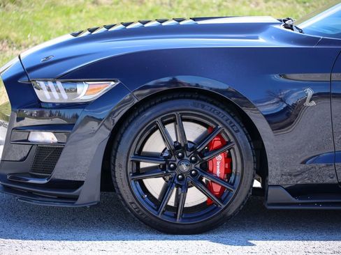 Used 2021 Ford Mustang Shelby GT500 w/ Technology Package image 25