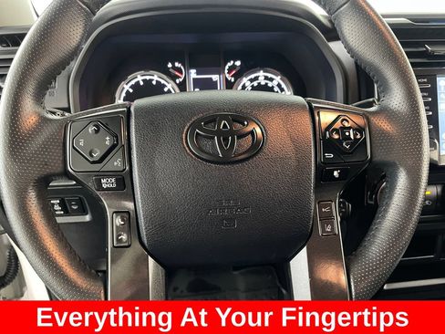 Used 2022 Toyota 4Runner TRD Off-Road Premium w/ Moonroof Package AWD/4WD image 6