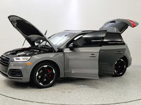 Used 2019 Audi SQ5 Prestige w/ Prestige Package image 10