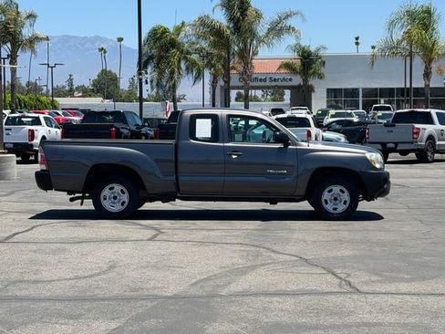 Used 2011 Toyota Tacoma 2WD Access Cab image 4