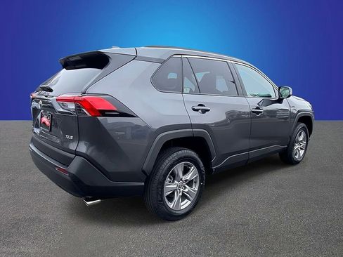Used 2024 Toyota RAV4 XLE FWD image 5
