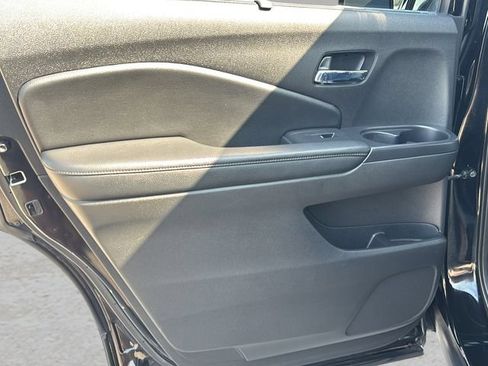 Used 2018 Honda Pilot Elite image 13