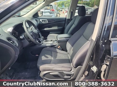 Used 2019 Nissan Pathfinder S AWD/4WD image 11