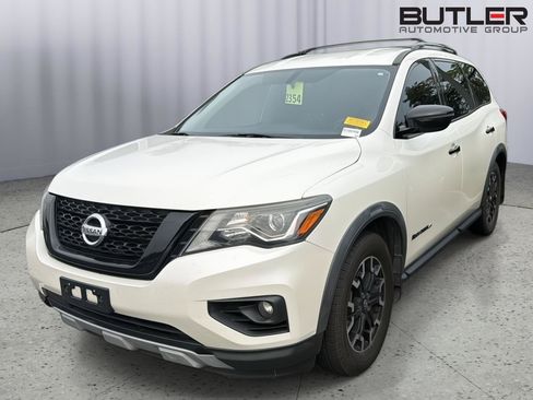 Used 2020 Nissan Pathfinder SV w/ Rock Creek Edition FWD image 1