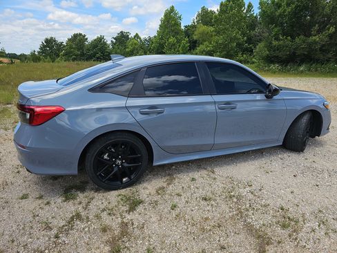 Used 2024 Honda Civic Sport image 3