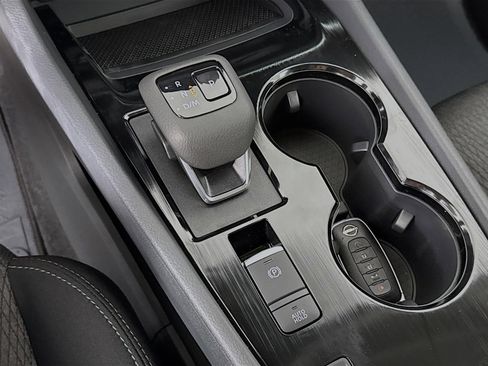 New 2026 Nissan Rogue SV FWD image 17