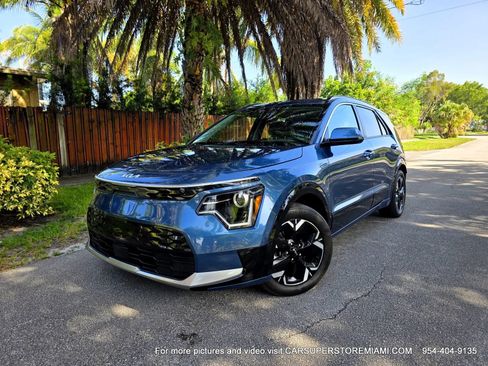 Used 2023 Kia Niro Wind FWD image 2
