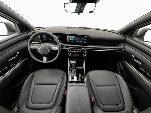 Certified 2025 Hyundai Santa Cruz SEL image 13