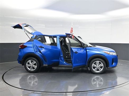 Used 2025 Nissan Kicks Play S image 57