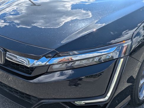 Used 2018 Honda Clarity Touring image 9