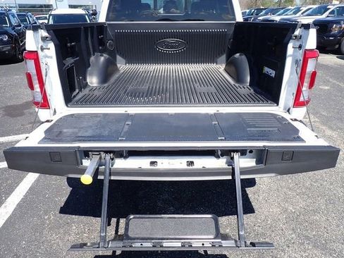 Used 2023 Ford F150 Lariat w/ Equipment Group 502A High image 7