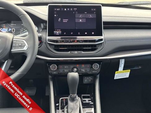 New 2026 Jeep Compass Limited image 8