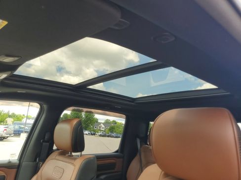 Used 2021 RAM 1500 Limited AWD/4WD image 25