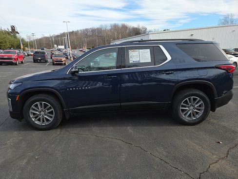 Used 2023 Chevrolet Traverse LT w/ LPO, Floor Liner Package image 6