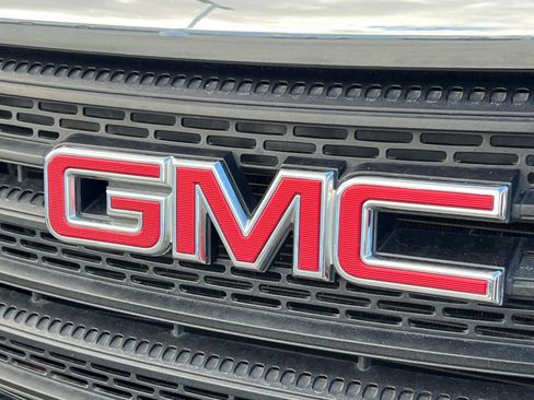 Used 2016 GMC Terrain SLE image 10