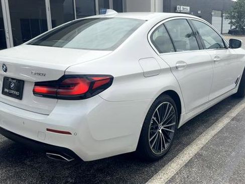 Certified 2023 BMW 540i xDrive w/ Premium Package AWD/4WD image 3