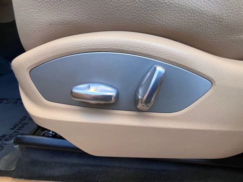 Used 2017 Porsche Macan image 9