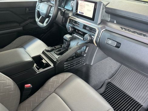 New 2026 Toyota Tacoma SR5 image 17