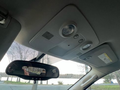 Used 2013 Chevrolet Traverse LS image 15