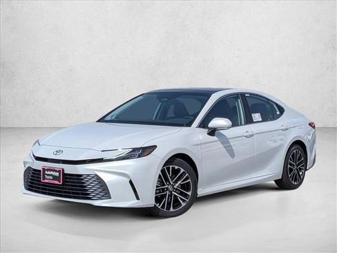 New 2026 Toyota Camry XLE image 1