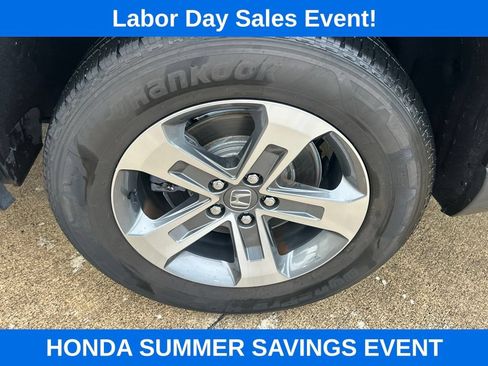 Used 2024 Honda Pilot EX-L image 6