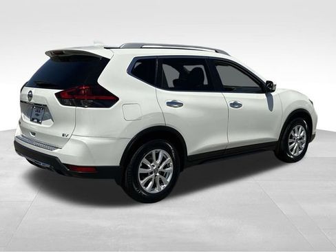 Used 2018 Nissan Rogue SV FWD image 27