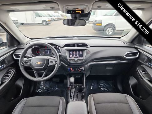 Used 2021 Chevrolet TrailBlazer LT image 31