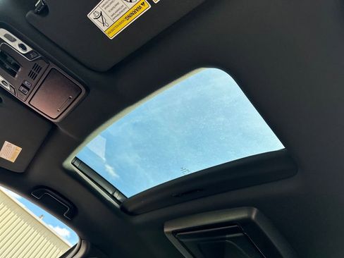 Used 2021 Honda Pilot Black Edition image 19