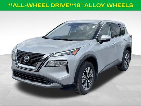 Used 2021 Nissan Rogue SV AWD/4WD image 3