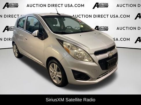 Used 2014 Chevrolet Spark LT image 3