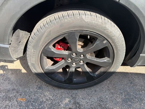 Used 2022 Ford Explorer ST w/ Equipment Group 401A image 6