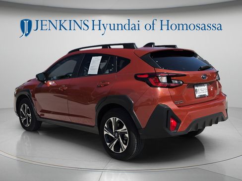 Used 2024 Subaru Crosstrek 2.0i Premium AWD/4WD image 7