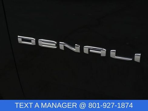 Used 2022 GMC Yukon Denali image 13