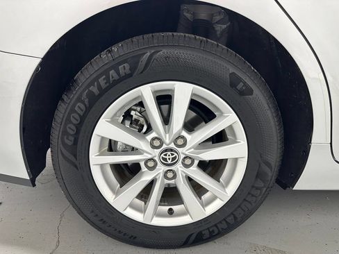 Used 2026 Toyota Camry LE FWD image 65