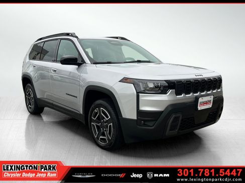 New 2026 Jeep Cherokee Laredo AWD/4WD image 1