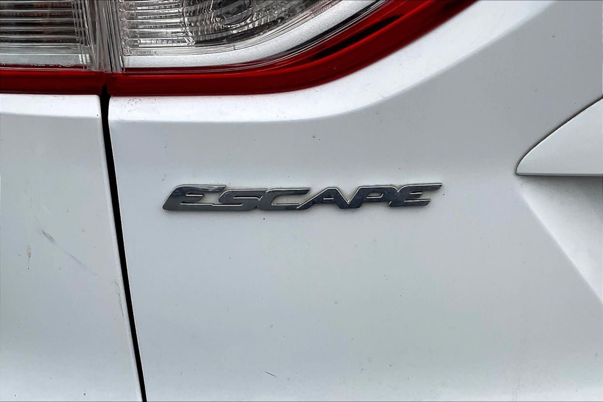 Used 2013 Ford Escape S FWD image 8