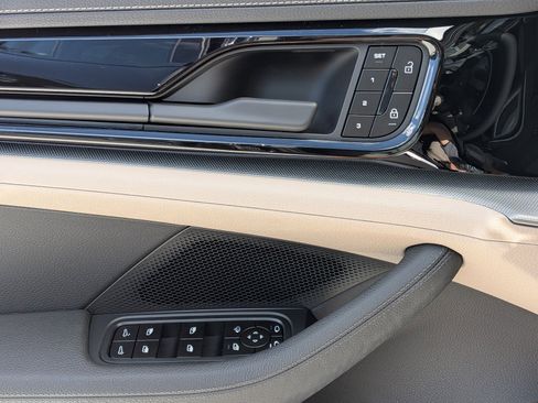 New 2026 Porsche Panamera image 14