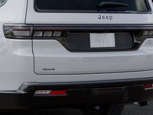 New 2026 Jeep Grand Wagoneer L Limited AWD/4WD image 13
