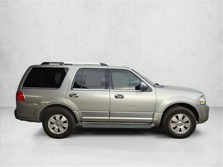 Used 2008 Lincoln Navigator 4WD video 3